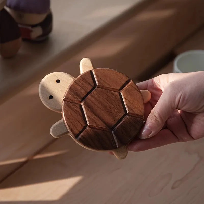 Black Walnut Turtle Insulation Mat